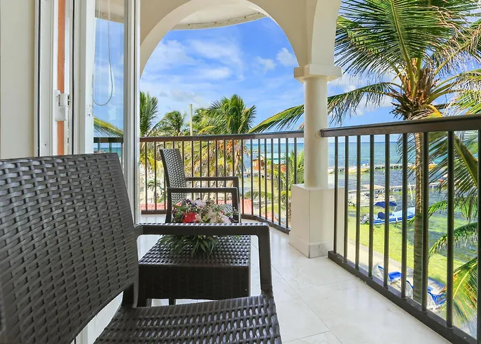 Sunbreeze Hotel 4*