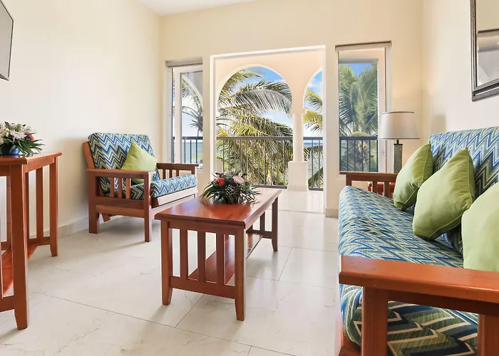 Sunbreeze Hotel
